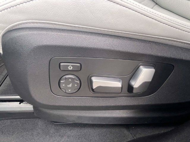Used 2024 BMW X5 xDrive40i w/ Parking Assistance Package AWD/4WD image 15