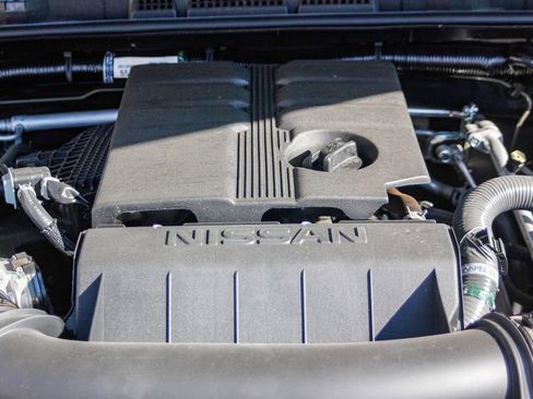 New 2024 Nissan Frontier SV w/ SV Convenience Package image 12