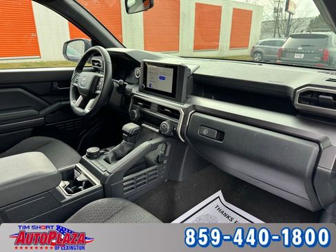 Used 2025 Toyota 4Runner SR5 image 38