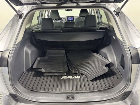 Used 2023 Toyota RAV4 LE AWD/4WD image 14