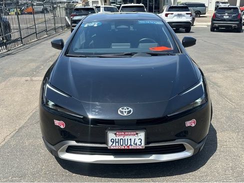 Used 2023 Toyota Prius Prime FWD image 2