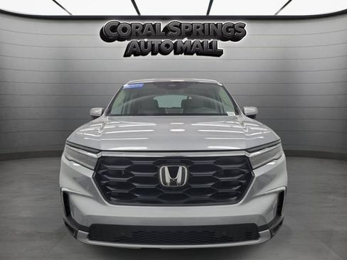Certified 2025 Honda Pilot EX-L image 2
