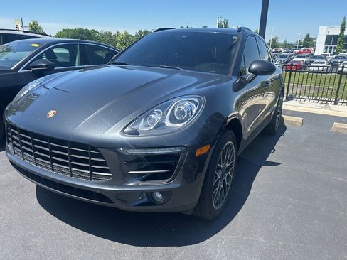 Used 2018 Porsche Macan S AWD/4WD image 1
