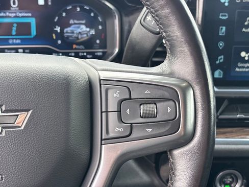 Used 2022 Chevrolet Silverado 1500 RST AWD/4WD image 15