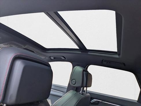 New 2025 Audi Q3 2.0T Premium Plus image 17