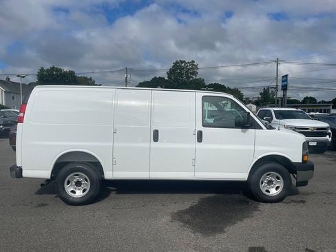 New 2025 Chevrolet Express 2500 w/ Driver Convenience Package image 8