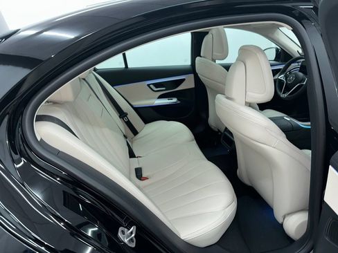 New 2027 Mercedes-Benz E 450 4MATIC Sedan image 25