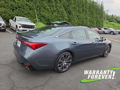 Used 2019 Toyota Avalon XSE w/ All Weather Liner Package FWD image 7