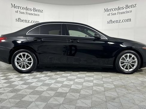 Used 2019 Mercedes-Benz A 220 image 3
