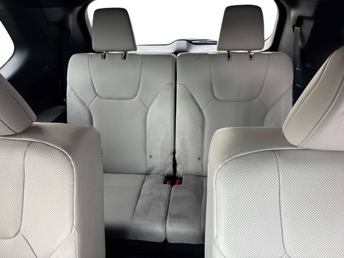 Used 2024 Lexus TX 350 AWD w/ Technology Package image 16