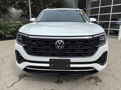 Used 2025 Volkswagen Atlas SEL Premium R-Line AWD/4WD image 5