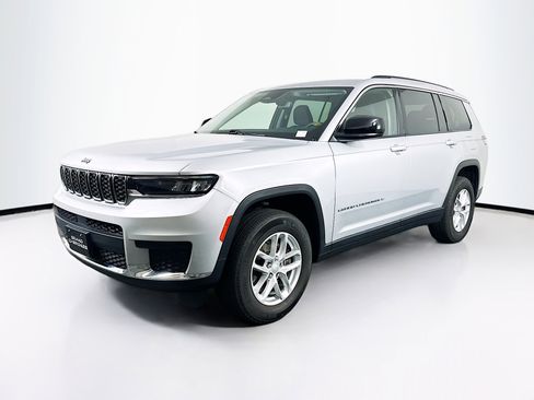 Used 2023 Jeep Grand Cherokee L Laredo w/ Luxury Tech Group I image 3