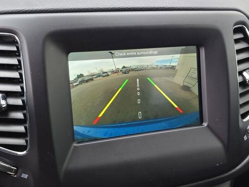 Used 2018 Jeep Compass Sport w/ Tech Group image 24