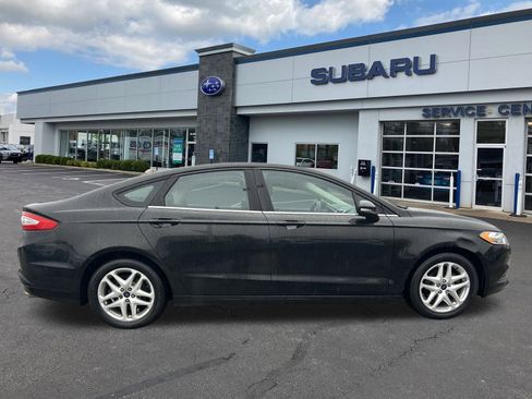 Used 2013 Ford Fusion SE image 8