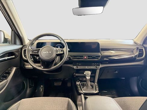 Used 2024 Kia Seltos S AWD/4WD image 23