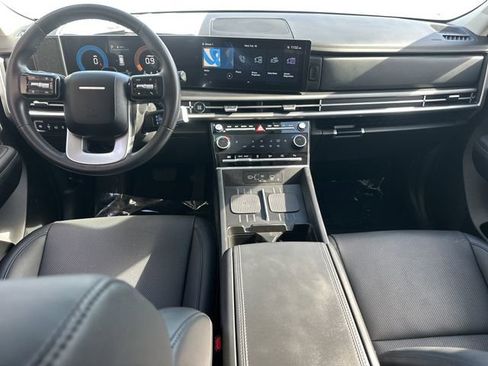 Used 2025 Hyundai Santa Fe SEL image 15