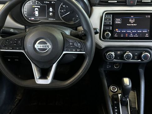Used 2020 Nissan Versa SV FWD image 16
