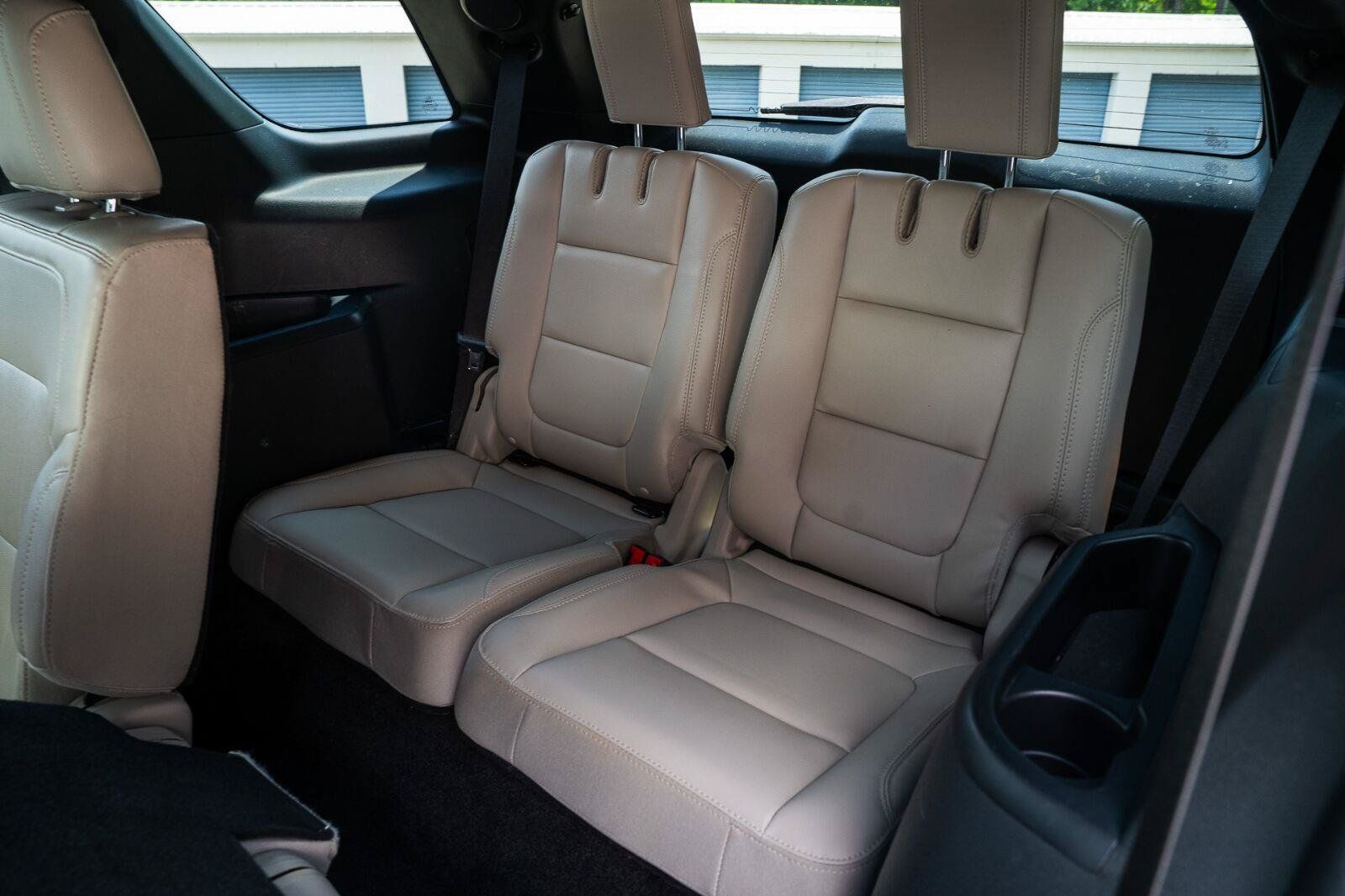 Used 2018 Ford Explorer Limited FWD image 31