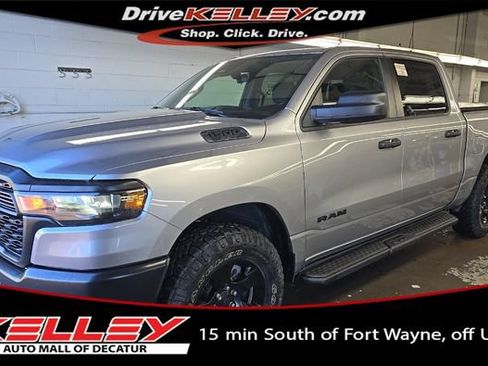 Used 2025 RAM 1500 Warlock AWD/4WD image 1