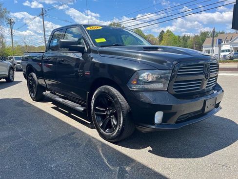 Used 2016 RAM 1500 Sport w/ Black Ram 1500 Sport Group AWD/4WD image 4