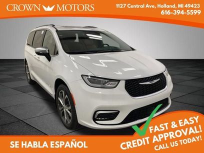 New 2026 Chrysler Pacifica Pinnacle