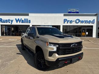 Used 2023 Chevrolet Silverado 1500 LT Trail Boss w/ LPO, Dark Essentials Package AWD/4WD video 1