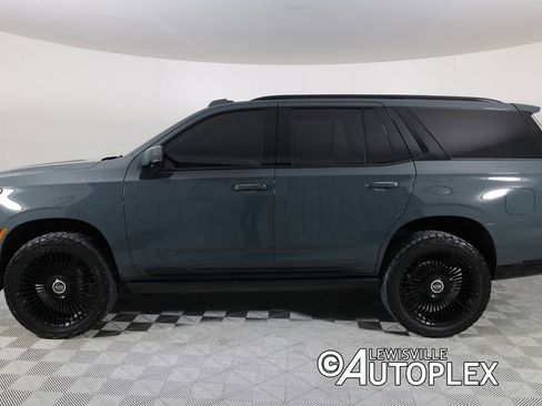 Used 2025 Cadillac Escalade Sport w/ Touring Package AWD/4WD image 8