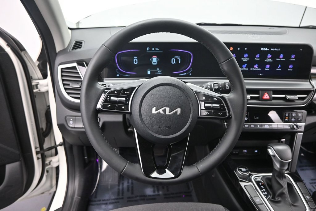 Certified 2025 Kia Seltos S FWD image 33