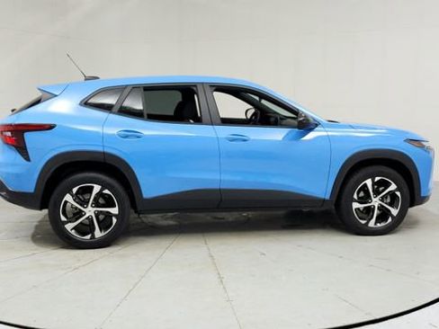 Certified 2024 Chevrolet Trax RS image 6