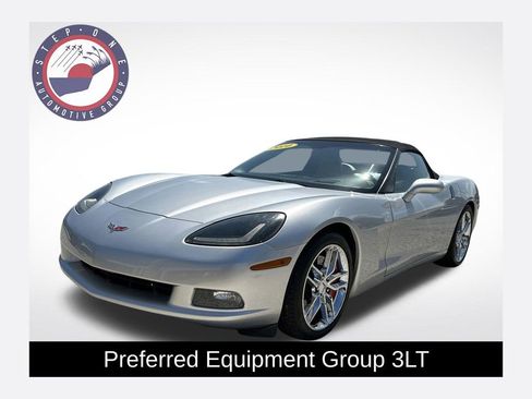 Used 2010 Chevrolet Corvette Convertible w/ Preferred Equipment Group RWD image 1