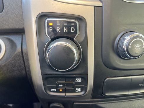 Certified 2020 RAM 1500 Classic SLT image 18