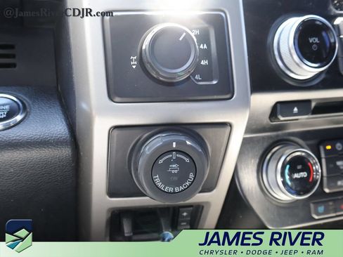 Used 2016 Ford F150 Lariat w/ Equipment Group 502A Luxury AWD/4WD image 33
