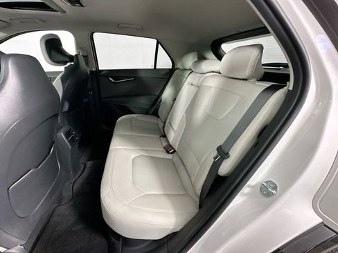 Used 2023 Kia Niro EX Touring FWD image 27
