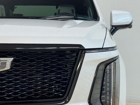 New 2025 Cadillac Escalade Sport Platinum w/ LPO, ONYX Package image 11