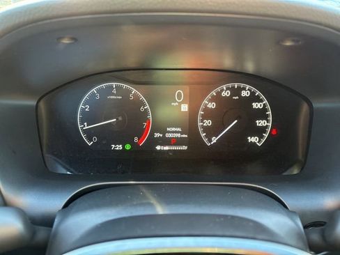 Used 2024 Honda HR-V Sport image 6