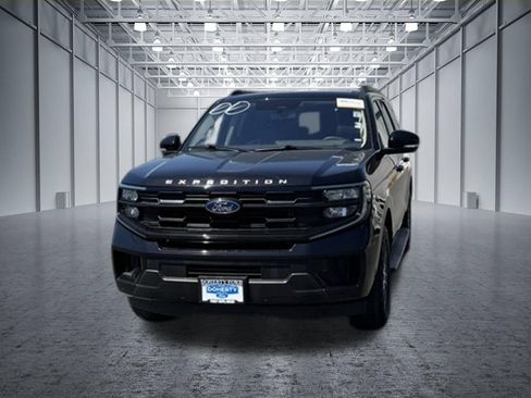 Certified 2025 Ford Expedition Max Active AWD/4WD image 9
