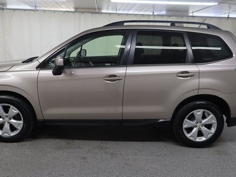 Used 2015 Subaru Forester 2.5i Premium AWD/4WD image 5