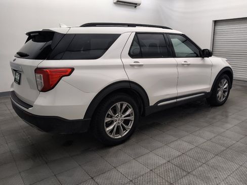 Used 2022 Ford Explorer XLT w/ Equipment Group 202A RWD image 10