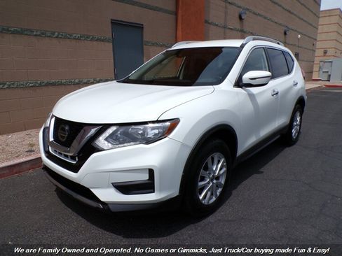 Used 2020 Nissan Rogue SV AWD/4WD image 3