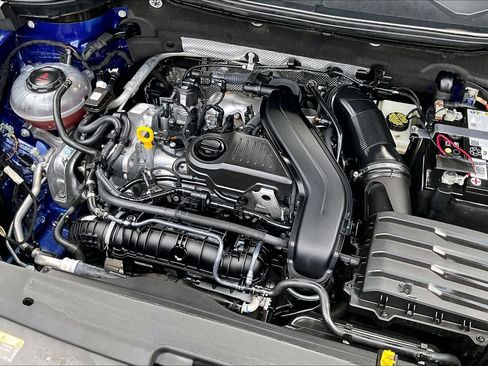 Used 2024 Volkswagen Taos S image 31