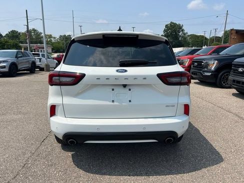 Certified 2024 Ford Escape ST-Line w/ Tech Pack #1 AWD/4WD image 5