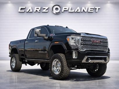 Used 2022 GMC Sierra 2500 Denali w/ Denali Black Diamond Edition