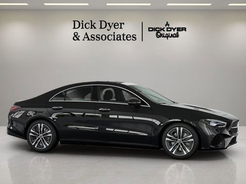 Used 2025 Mercedes-Benz CLA 250 image 3