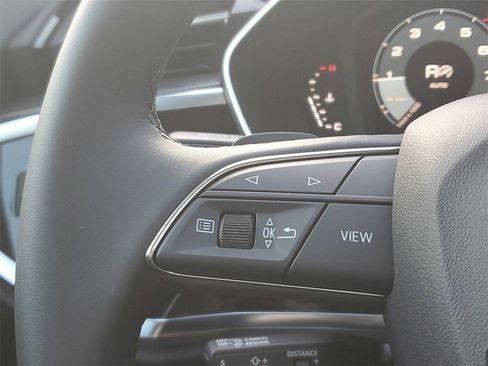 New 2025 Audi Q3 2.0T Premium image 30