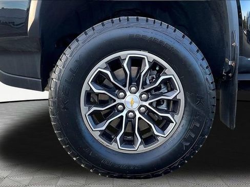 Used 2022 Chevrolet Colorado ZR2 w/ LPO, Power Package image 21