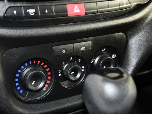 Used 2022 RAM ProMaster City Wagon FWD image 28