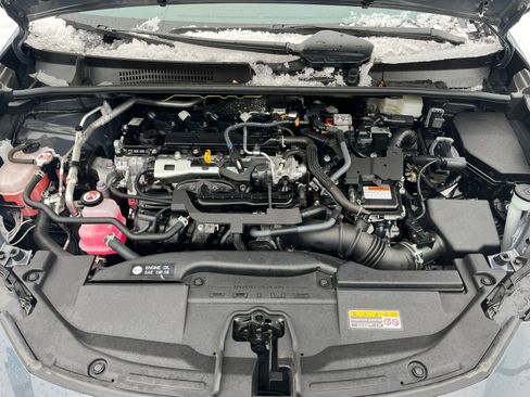 Used 2025 Toyota Prius LE image 28