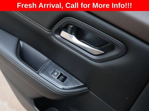 Used 2022 Nissan Rogue SL w/ SL Premium Package FWD image 13