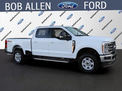 New 2026 Ford F250 XLT w/ XLT Premium Package AWD/4WD image 2