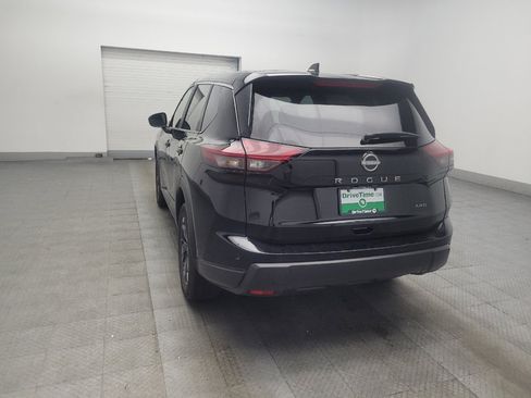 Used 2025 Nissan Rogue SV AWD/4WD image 5